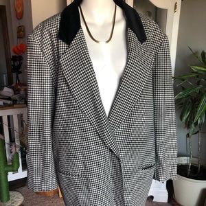Vintage houndstooth blazer